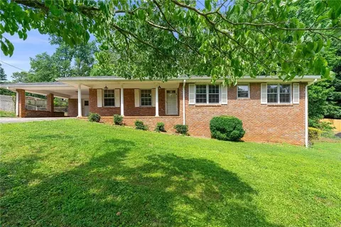 1355 Maple Dr SW, Lilburn, GA 30047
