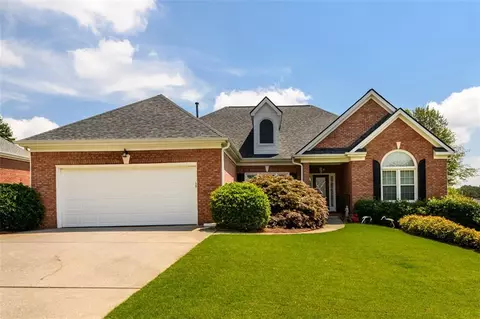 970 Lewis Ridge Cir, Lawrenceville, GA 30045