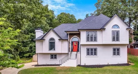 991 Gentry Ln SW, Marietta, GA 30064