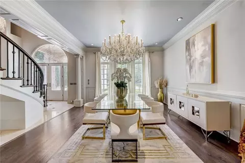 Dining - 10650 Montclair Way, Duluth, GA 30097 photo 3 of 6