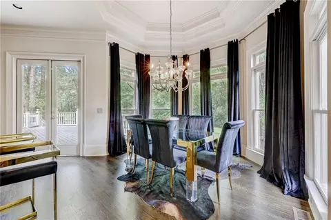 Dining - 10650 Montclair Way, Duluth, GA 30097 photo 4 of 6