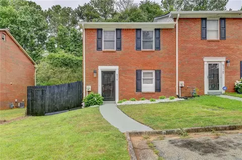 979 Park Gate Pl, Stone Mountain, GA 30083