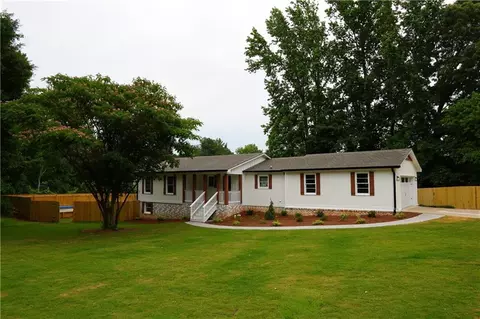 260 Ponderosa Dr, Dallas, GA 30157