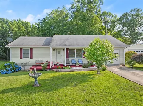 3728 Cedar Creek Rd, Gainesville, GA 30507