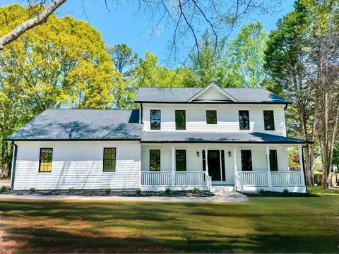 1006 Leslie Pl, Lithonia, GA 30058