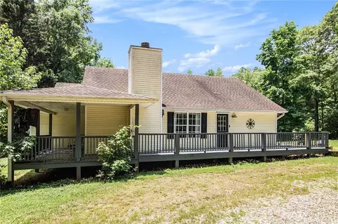 7548 Roosterville Rd, Franklin, GA 30217