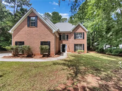 464 Mckenzie Ave, Stockbridge, GA 30281