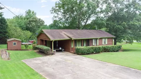 410 Huntington Dr, Alpharetta, GA 30004