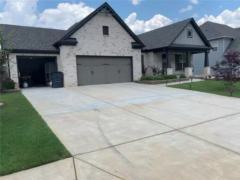 1326 Halletts Peak Pl, Lawrenceville, GA 30044