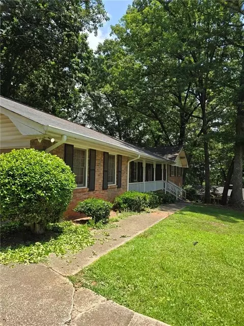 4514 Buckingham Cir, Decatur, GA 30035
