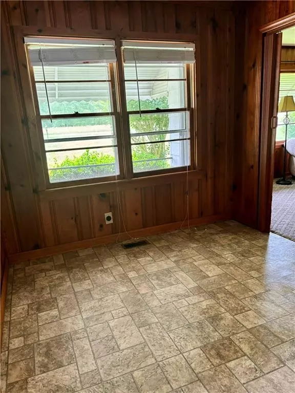 439 Cash Rd NE, Calhoun, GA 30701 13 Photos Movoto