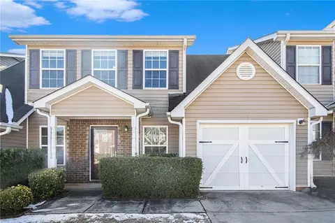 4010 Village Run Dr, Mcdonough, GA 30252
