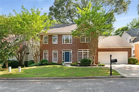 2402 Waterford Cv, Decatur, GA 30033