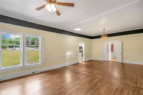 521 Summit St, Cornelia, GA 30531 photo 11