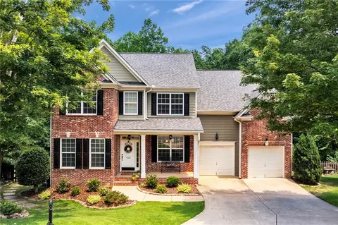 7150 River Island Cir, Buford, GA 30518