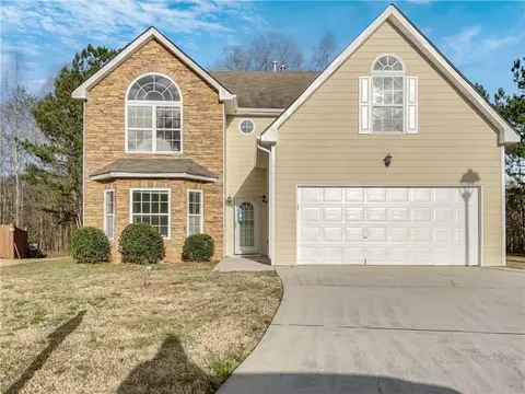 7437 Appaloosa Cv, Fairburn, GA 30213