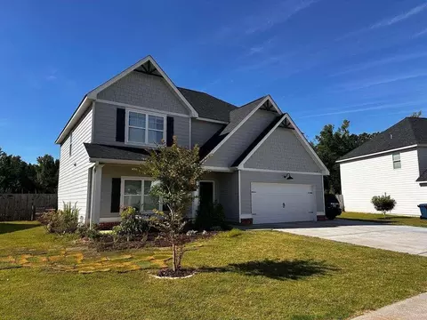 113 Springwood Dr, Carrollton, GA 30117