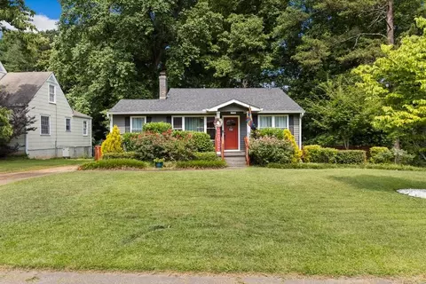 2534 Constance St, East Point, GA 30344