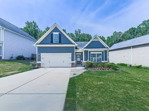 241 Stonewood Creek Dr, Dallas, GA 30132