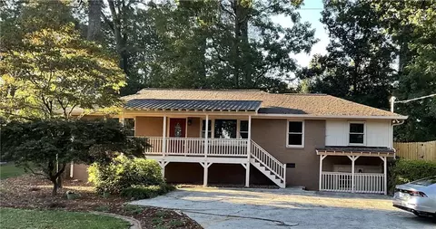 810 Powder Springs St SE, Smyrna, GA 30080