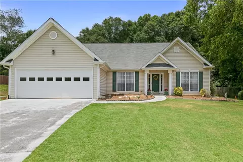 133 Essex Ln, Hiram, GA 30141