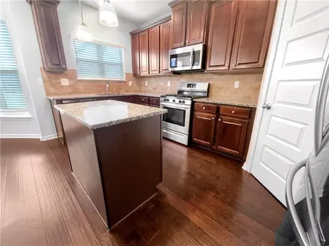 588 Oakville Trl, Hampton, GA 30228 photo 13