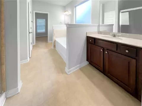 588 Oakville Trl, Hampton, GA 30228 photo 11