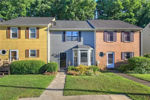 124 Springstead Ct SW, Marietta, GA 30060