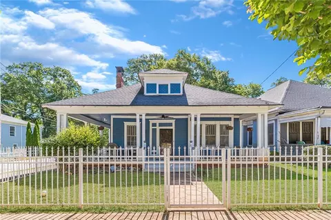 564 Holderness St SW, Atlanta, GA 30310