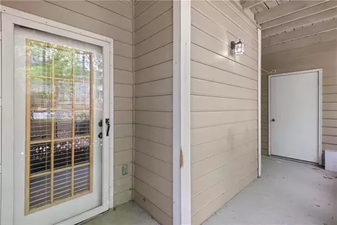6396 Oakleaf Ln, Morrow, GA 30260 photo 19