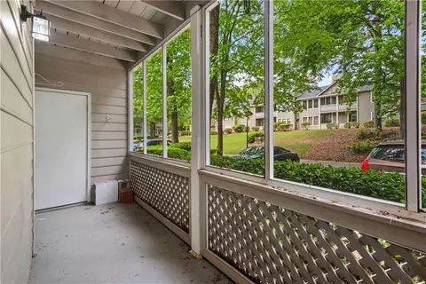 6396 Oakleaf Ln, Morrow, GA 30260 photo 20