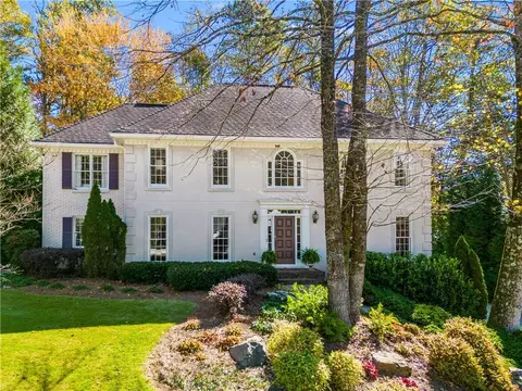 3315 Arborwoods Dr, Alpharetta, GA 30022
