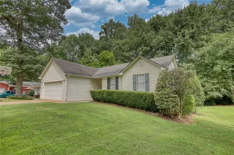 2270 Village Dr, Covington, GA 30016 photo 3