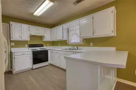 2270 Village Dr, Covington, GA 30016 photo 5