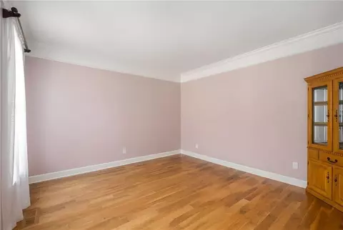 3062 Oaktree Ln, Duluth, GA 30096 photo 9