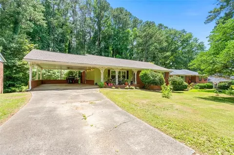 2914 Heather Dr, East Point, GA 30344
