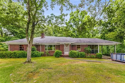 276 Woodland Dr, Gainesville, GA 30501