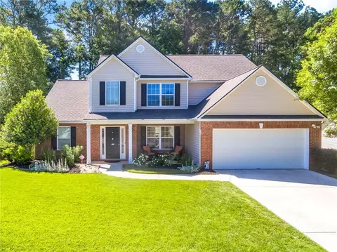 3575 Bridle Brook Dr, Auburn, GA 30011