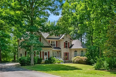 150 Baywatch Cir, Fayetteville, GA 30215