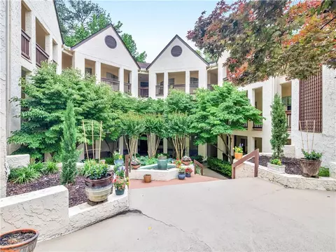 453 Sherman Way, Decatur, GA 30033