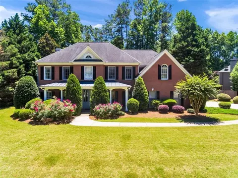 1562 Amberwood Creek Dr NW, Kennesaw, GA 30152