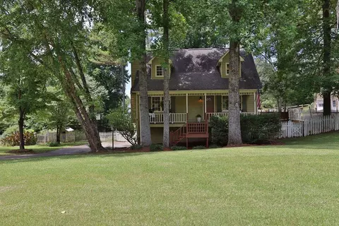 1557 Heritage Cv, Acworth, GA 30102