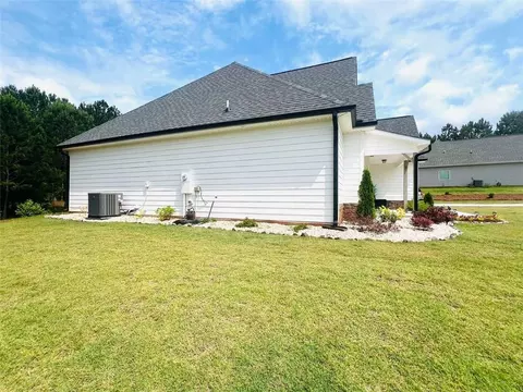 40 Cub Ln, Covington, GA 30016 photo 4