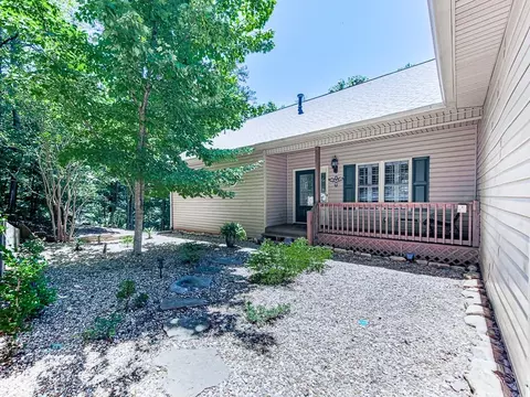 22 Oak Ridge Ct, Jasper, GA 30143