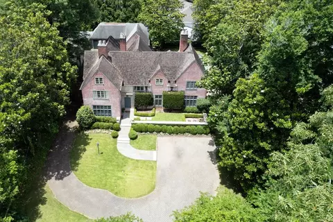 2620 Habersham Rd NW, Atlanta, GA 30305