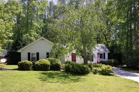 3785 Meadow Crest Way, Cumming, GA 30040