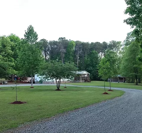 654 Fullers Chapel Rd, Chatsworth, GA 30705