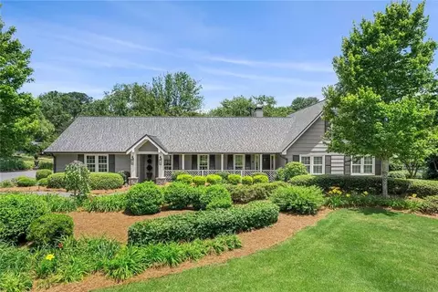125 Bent Grass Dr, Roswell, GA 30076