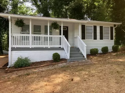 303 Second St, Woodstock, GA 30188