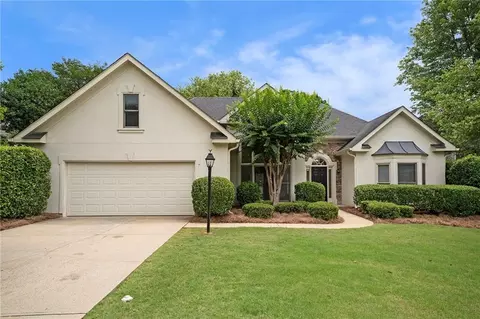 4593 Devonshire Rd, Dunwoody, GA 30338